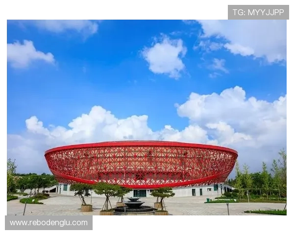 南京体育台尖峰时刻在秋雨季节中如何应对突发天气影响赛事报道效果 南京体育台尖峰时刻在秋雨季节中如何应对突发天气影响赛事报道效果